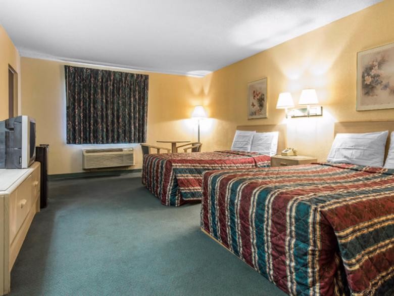 Econo Lodge Forsyth