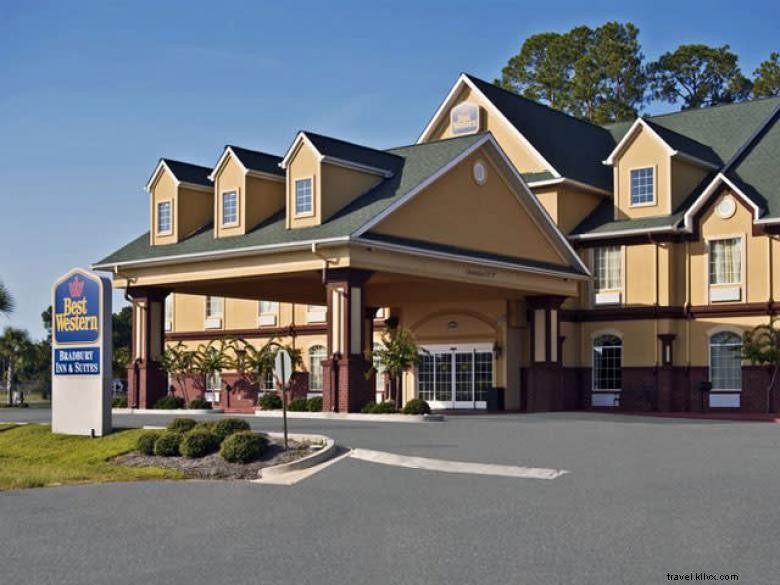 Best Western Plus Bradbury Inn & Suites
