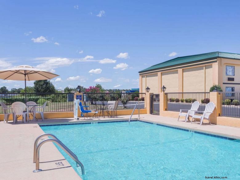 Days Inn by Wyndham à Byron
