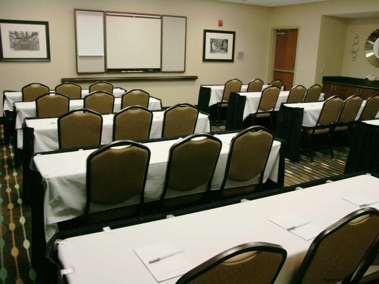Hampton Inn & Suites Savannah – Aéroport