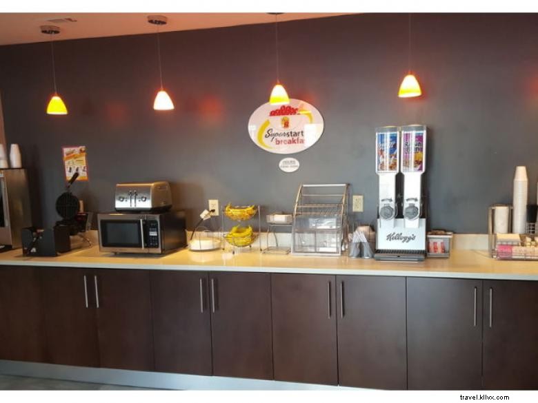 Super 8 Wyndham – Locust Grove (GA)