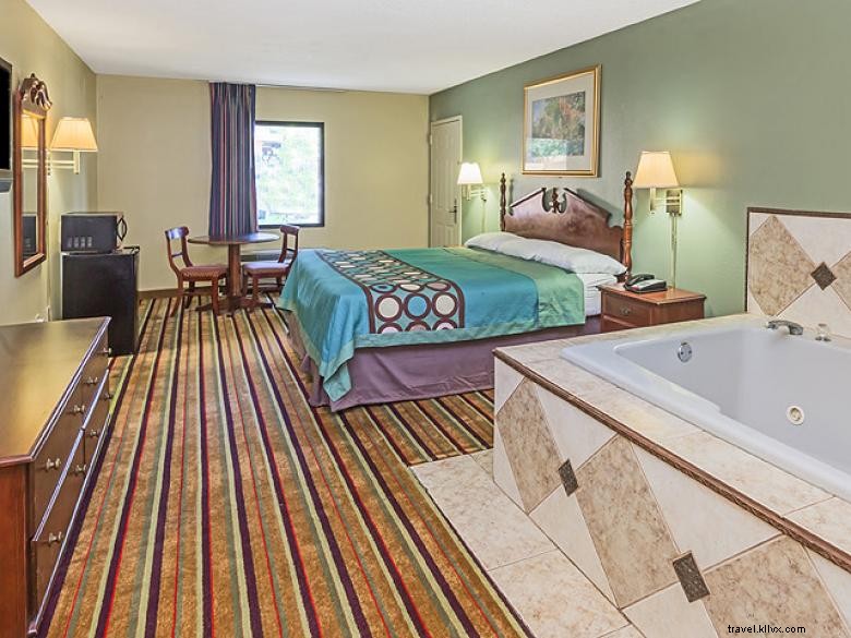 Super 8 Wyndham Norcross/I-85 Atlanta