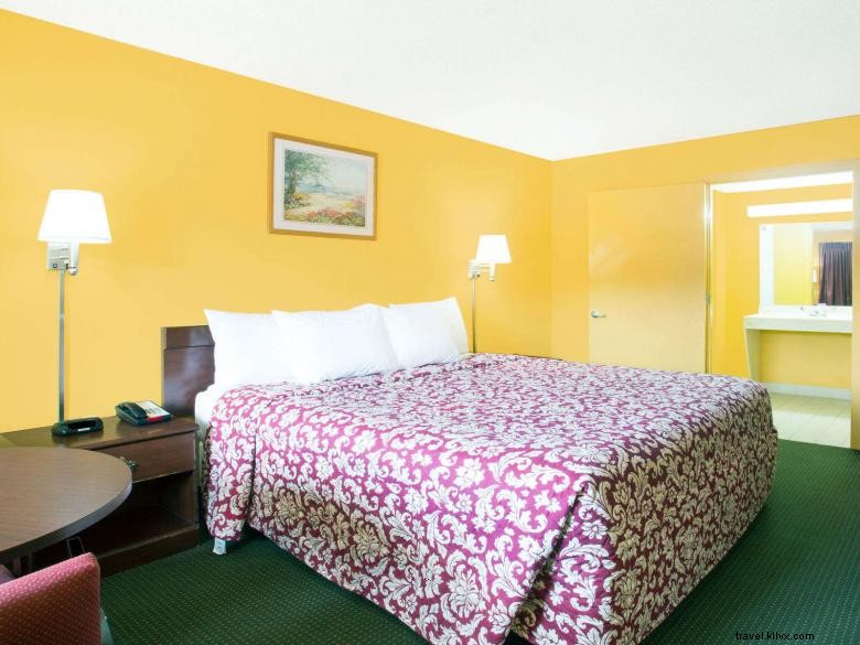 Days Inn by Wyndham à Camilla