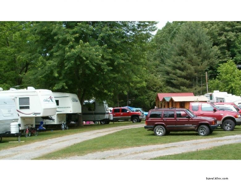 Camping Whispering Pines