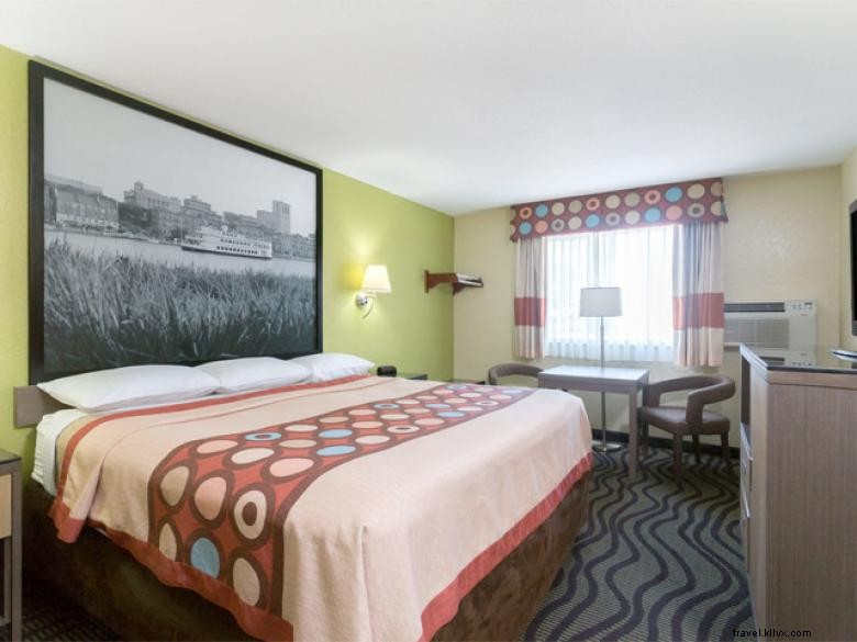 Super 8 by Wyndham à Brunswick, près de l île St. Simons