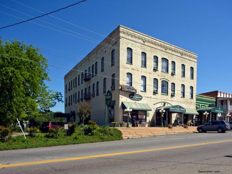 Hôtel Warm Springs – Chambre d’hôtes et Bed & Breakfast
