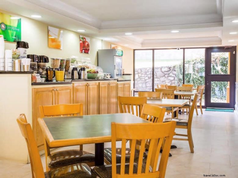 Quality Inn – Dalton