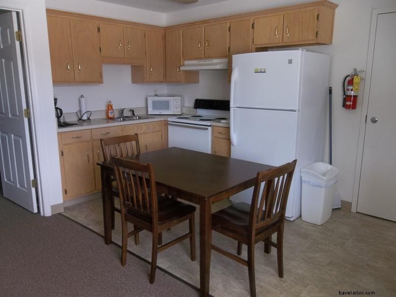 Douglas Inn & Suites