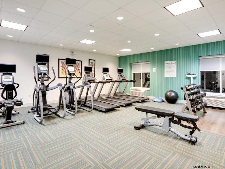 Holiday Inn Express & Suites Dublin