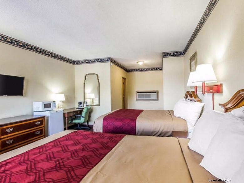 Econo Lodge – Macon