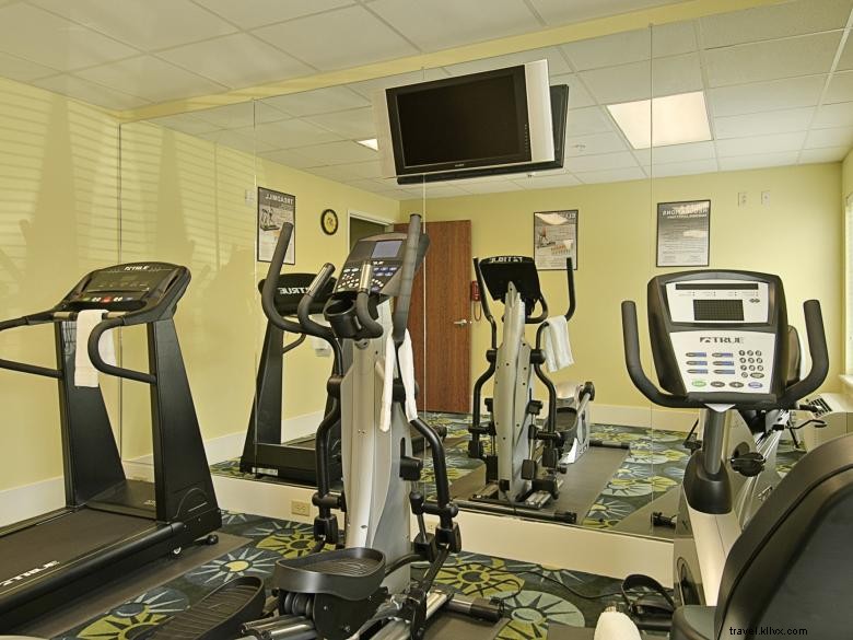 Days Inn & Suites by Wyndham Savannah Nord I-95 – Port Wentworth