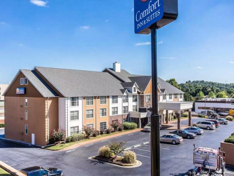Comfort Inn & Suites – Quartier du stade de baseball