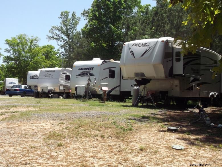 Le camping Rock et le parc de camping-cars