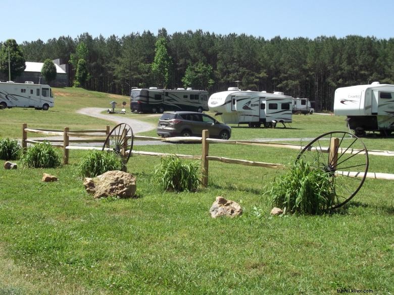 Le camping Rock et le parc de camping-cars