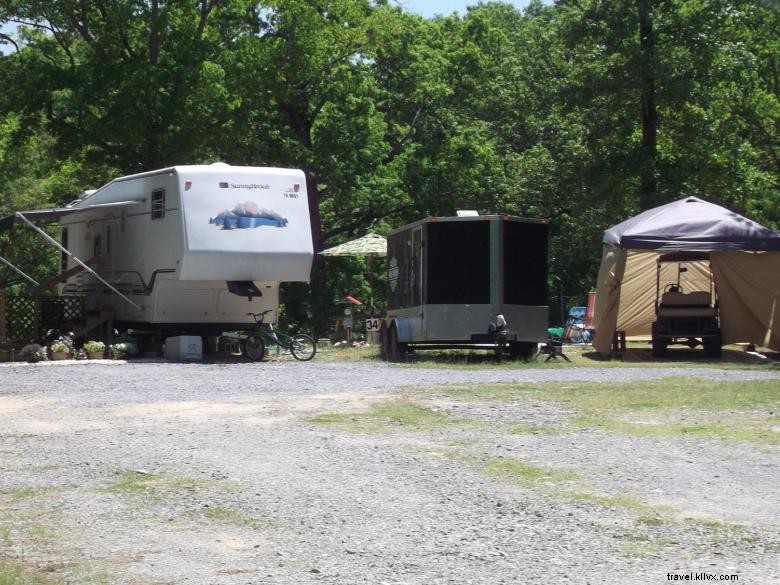 Le camping Rock et le parc de camping-cars