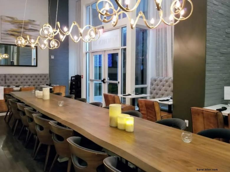 TRYP par Wyndham Savannah Centre‑ville / Quartier Historique
