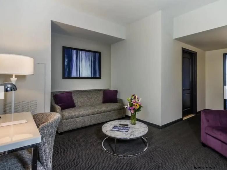 TRYP par Wyndham Savannah Centre‑ville / Quartier Historique
