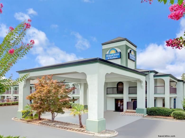 Days Inn & Suites by Wyndham Stockbridge, sud d Atlanta