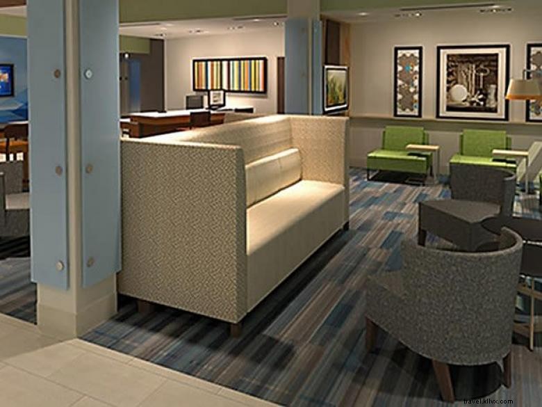 Holiday Inn Express & Suites Atlanta – Tucker (Northlake)