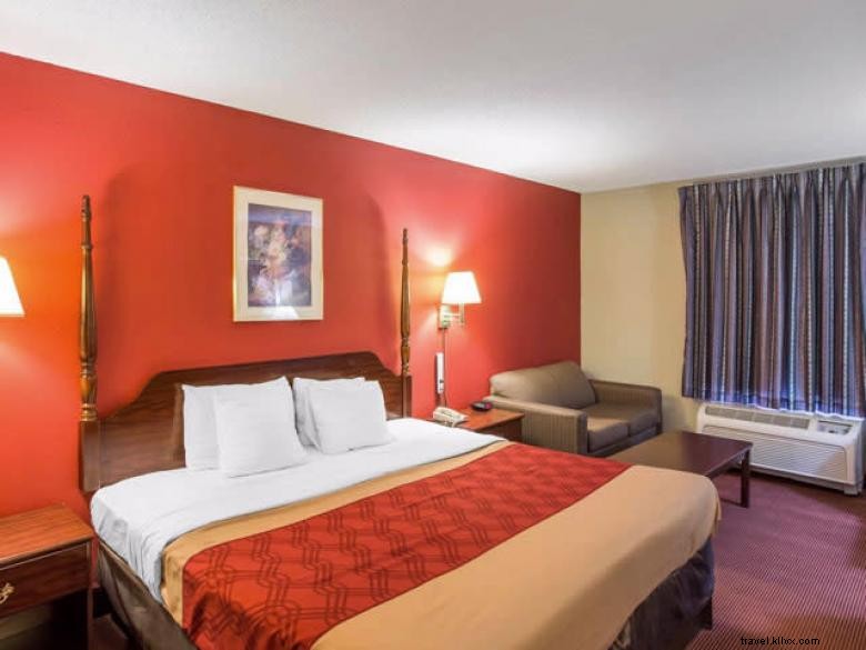 Quality Inn & Suites à Canton