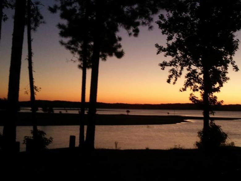 Camping Whitetail Ridge sur le lac West Point