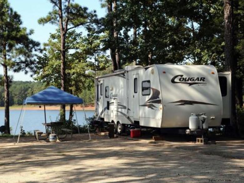 Camping Whitetail Ridge sur le lac West Point