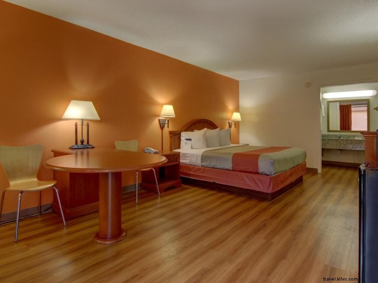 Red Roof Inn Forsyth – Hôtel économique à Forsyth, Géorgie