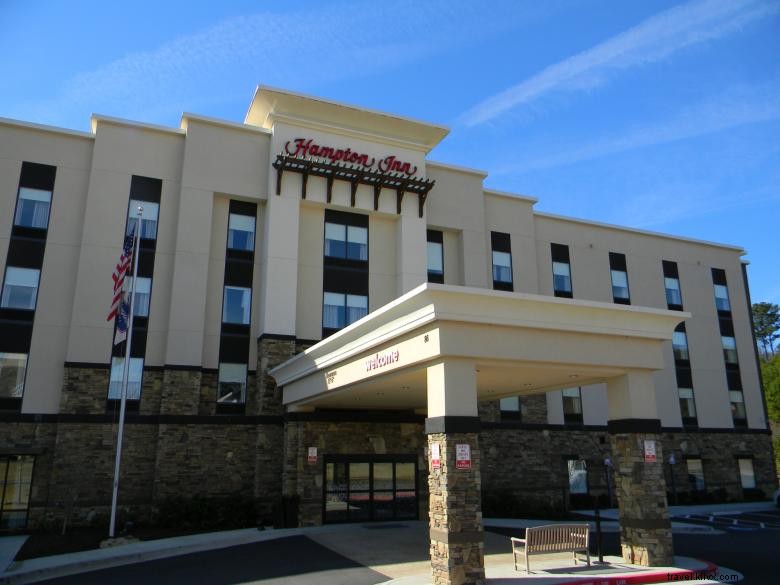 Hampton Inn Emerson LakePoint