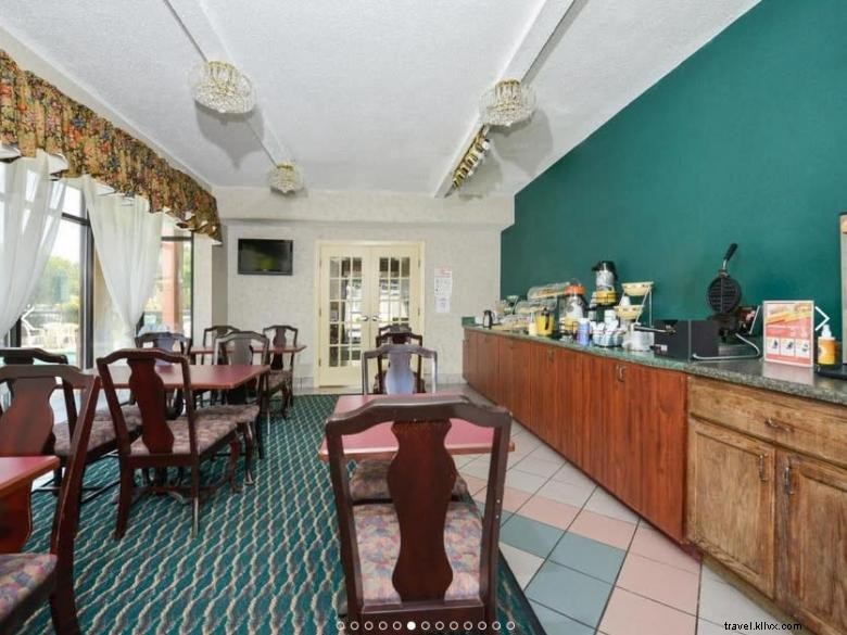Americas Best Value Inn – Hinesville