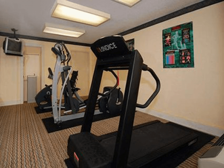 Quality/Suburban Inn - Kingsland