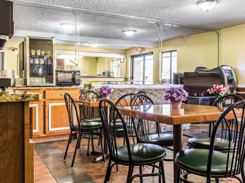 Econo Lodge – Decatur