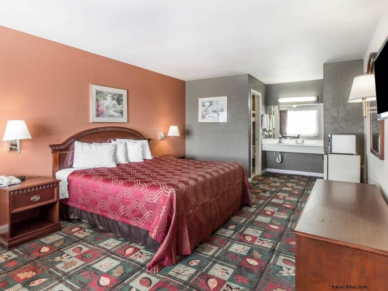 Econo Lodge à Thomaston – Hôtel économique et accueillant les animaux