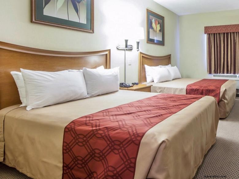 Econo Lodge Inn & Suites – Rockmart