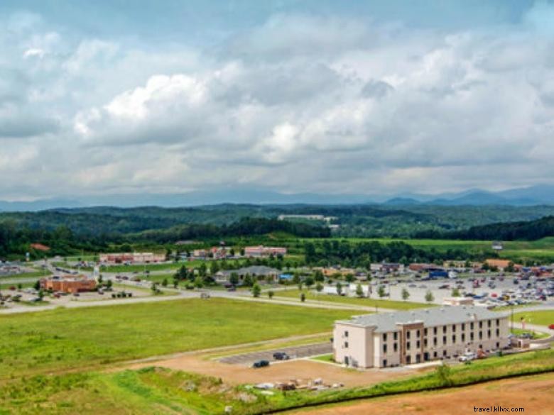 Comfort Inn & Suites – East Ellijay