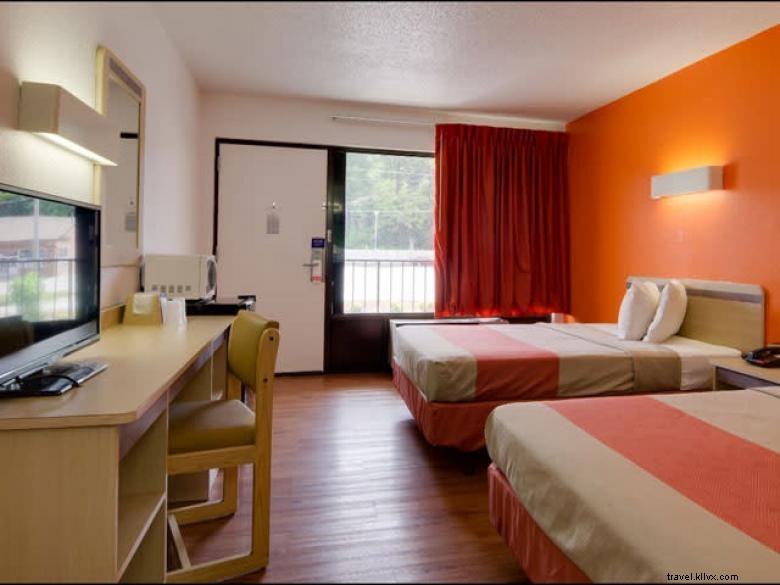 Motel 6 – Dalton