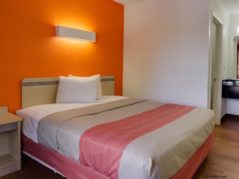Motel 6 – Dalton