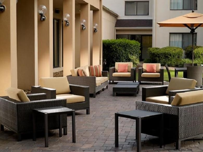 Courtyard Savannah Midtown