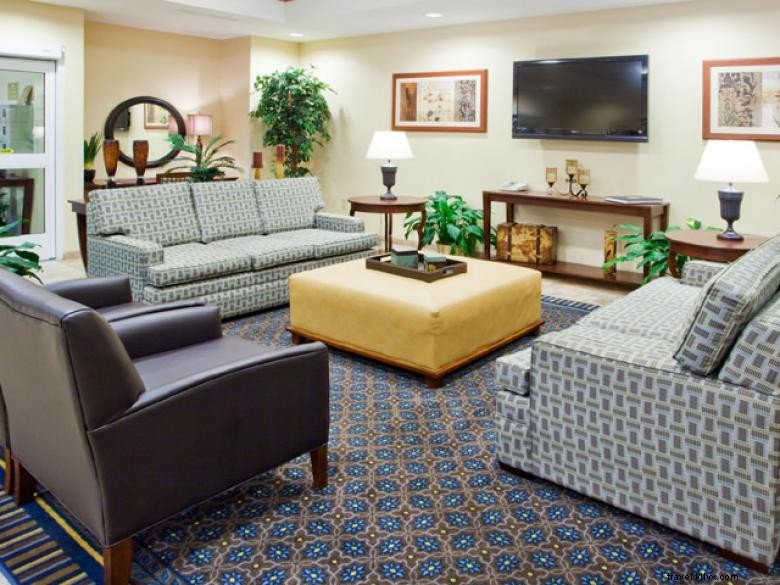 Candlewood Suites Columbus – Fort Benning