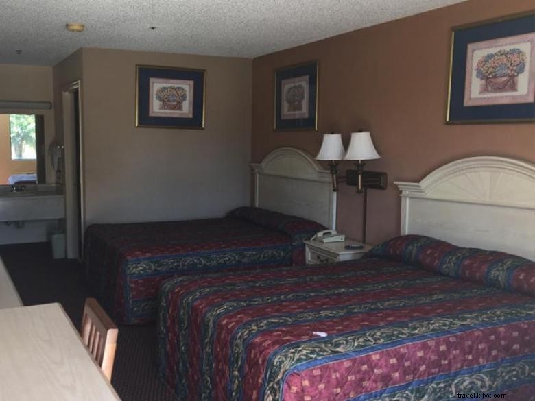 Relax Inn – Albany