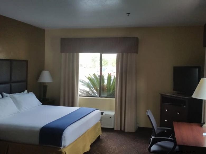 Holiday Inn Express & Suites Hinesville Est – Fort Stewart