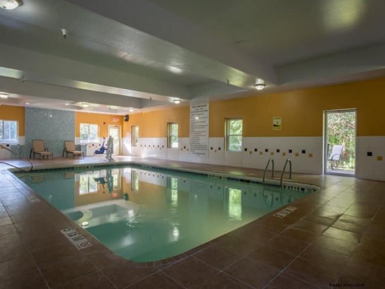 Holiday Inn Express & Suites Hinesville Est – Fort Stewart