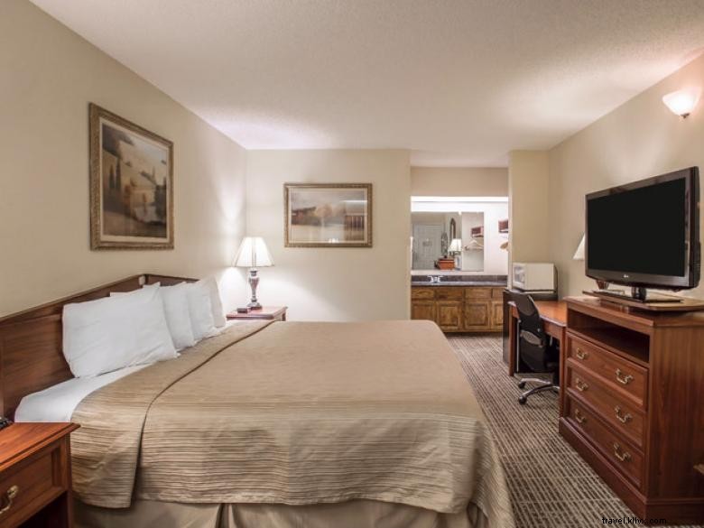 Quality Inn Waynesboro