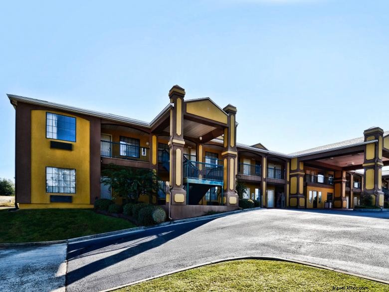 Peach State Inn & Suites – Hawkinsville