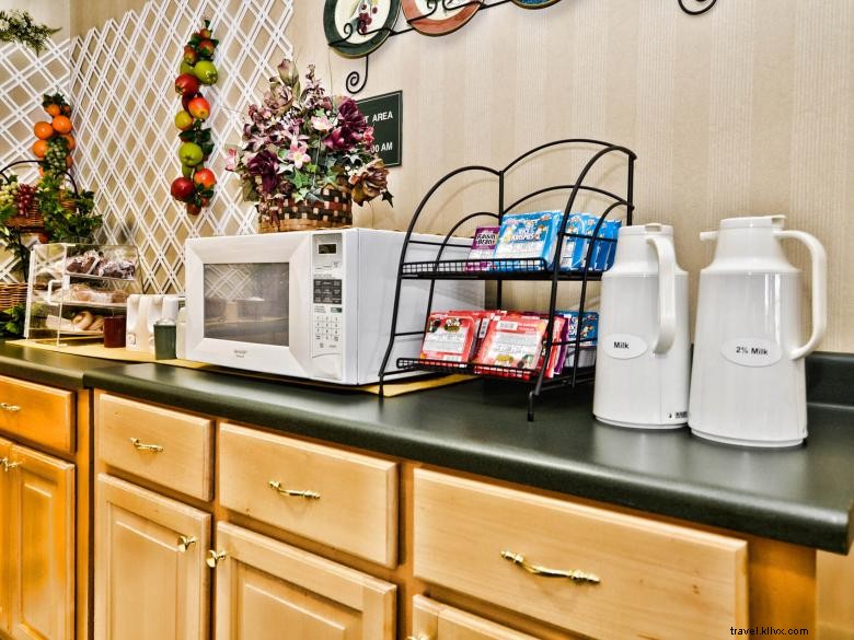 Peach State Inn & Suites – Hawkinsville