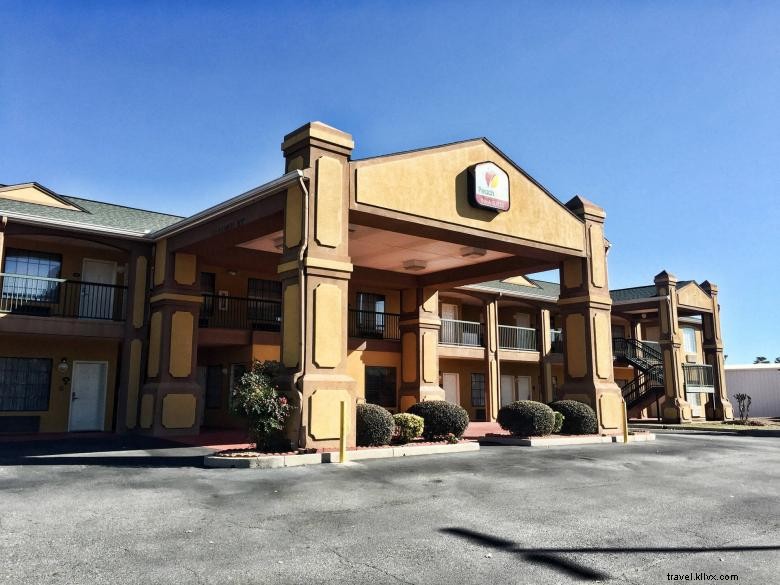 Peach State Inn & Suites – Hawkinsville