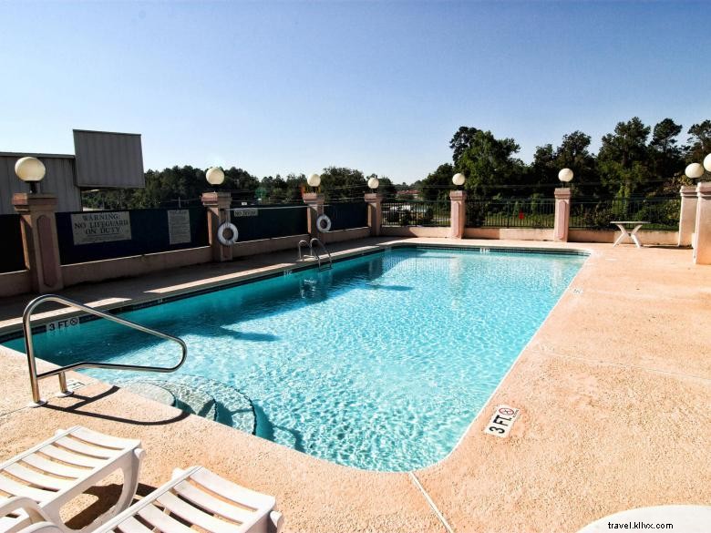 Peach State Inn & Suites – Hawkinsville