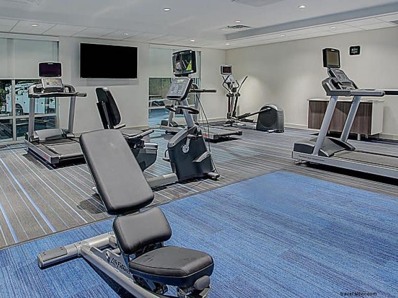 Holiday Inn Express & Suites Covington
