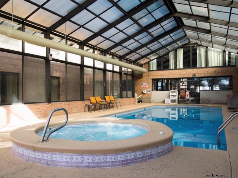 Comfort Inn & Suites – Perry