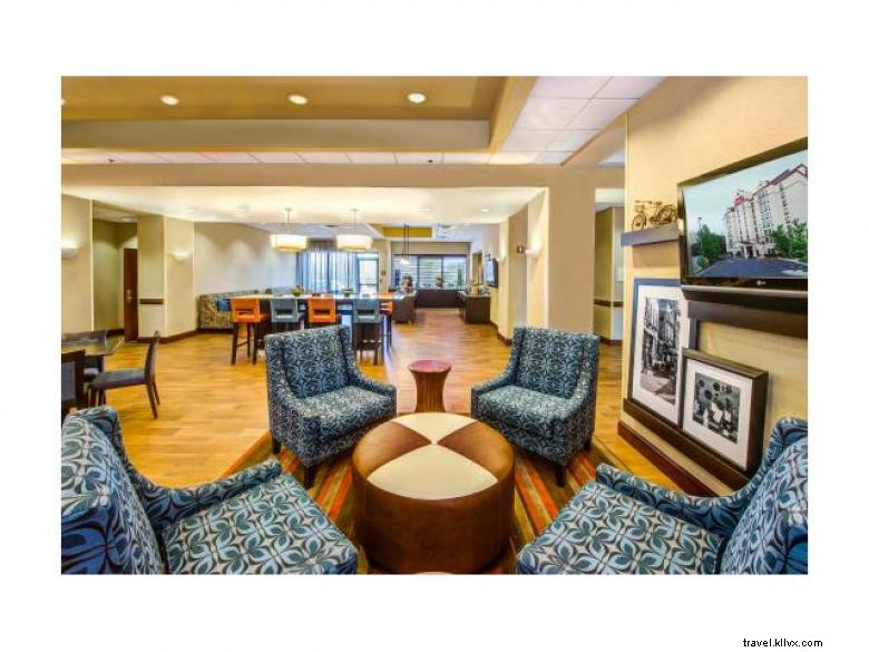 Hampton Inn & Suites Atlanta – Galleria