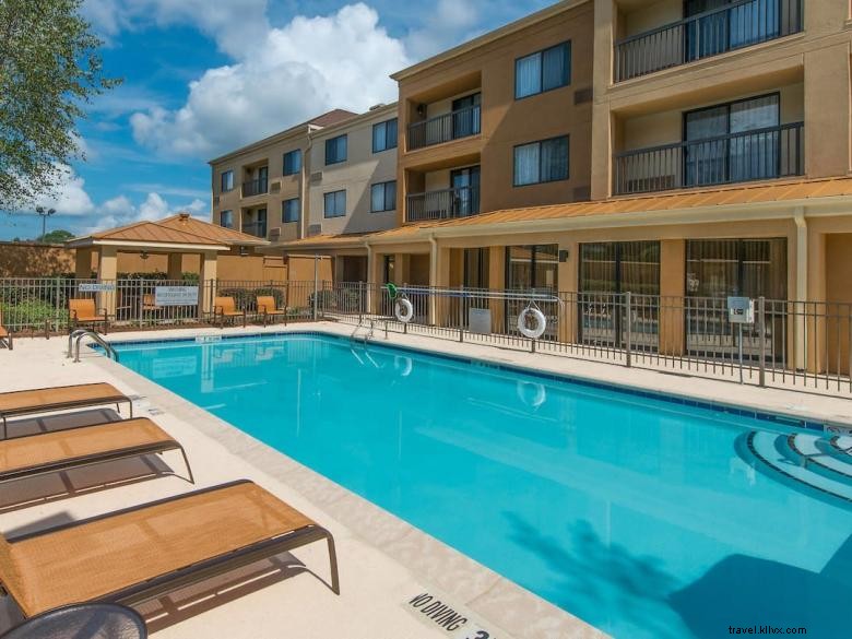 Courtyard Albany